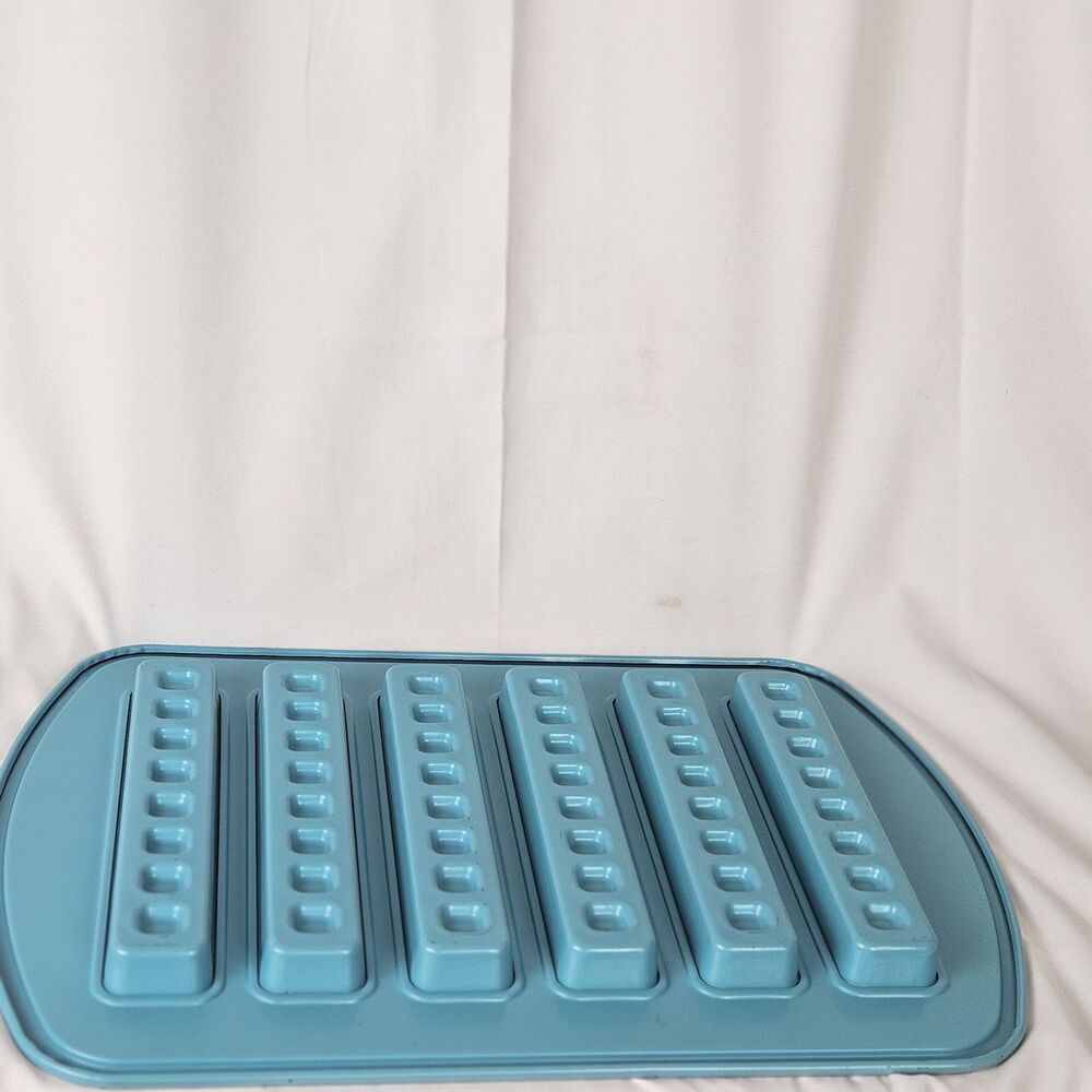 Pampered Chef Waffle Stick Baking Pan Non-Stick Carbon Steel 16 X 11 Blue 100018